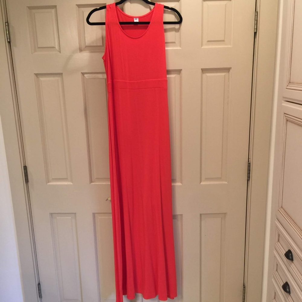 Old Navy Maxi Dress (NWOT)